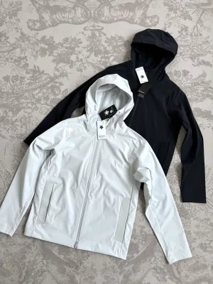 Premium Quality Descente Jackets Black Collection