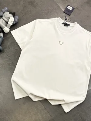 High Quality Louis Vuitton Short Sleeves Black Logo Collection