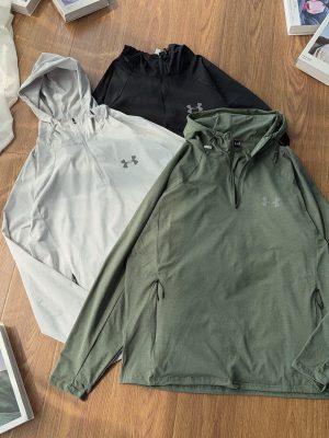 High Quality Under Armour Jackets Black Logo Luxury